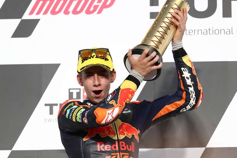 Pedro Acosta lidera a Moto3 com quatro vitórias na temporada 