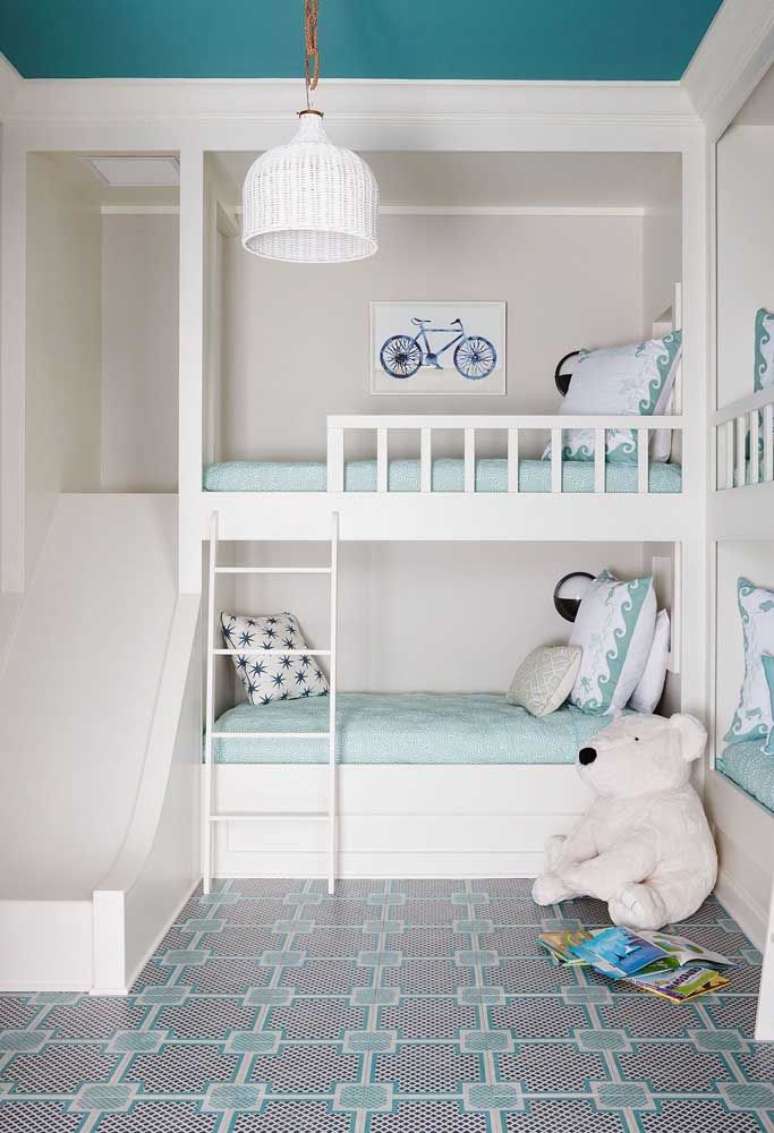 60. Beliche de madeira com escorregador &ndash; Foto Pinterest