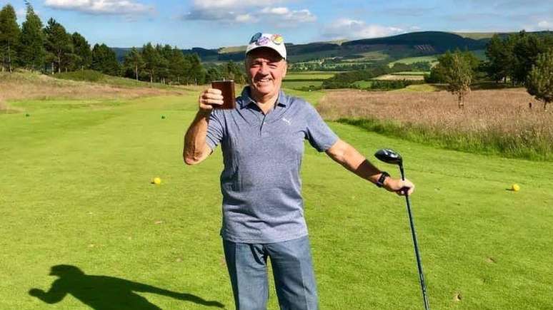 Malcolm Brown jogava golfe tr&ecirc;s vezes por semana antes de sua doen&ccedil;a