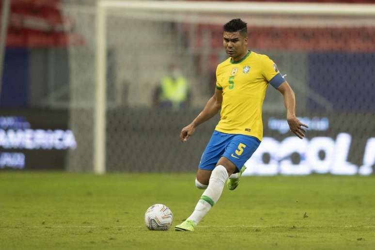 'O Brasil vai por si só na qualidade. Com solidez defensiva você está mais perto da vitória', diz Casemiro (Lucas Figueiredo/CBF)