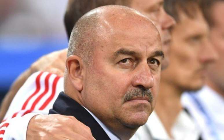 Stanislav Cherchesov foi demitido de treinador da Rússia nesta quinta-feira Divulgação/FIFA 