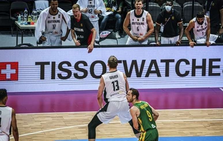 A Seleção Brasileira de basquete masculino ficou de fora da Olimpíada de Tóquio após perder para a Alemanha (Divulgação/FIBA)
