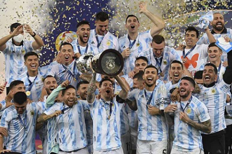 Argentina celebrou a conquista da Copa América (FOTO: CARL DE SOUZA / AFP)