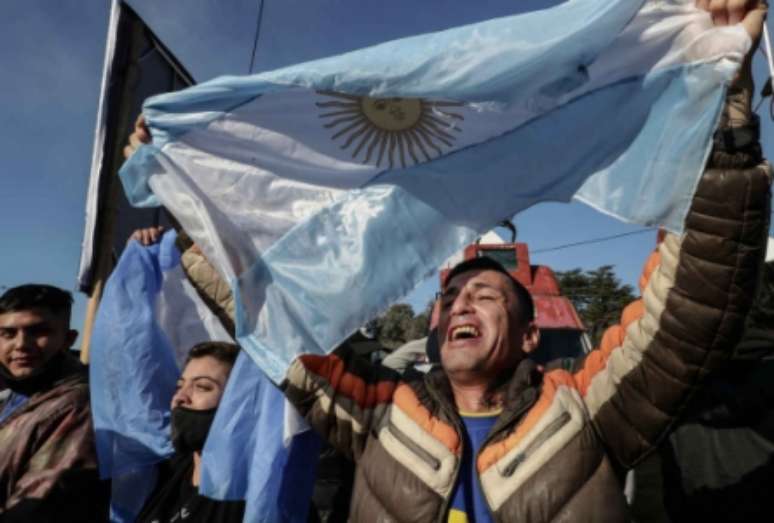 Festa dos torcedores argentinos em Buenos Aires (Foto: ALEJANDRO PAGNI / AFP)