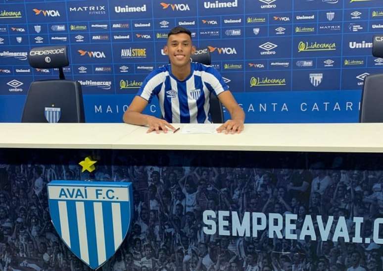 Contratação foi feita para a equipe Sub-20 (Divulgação/Avaí)