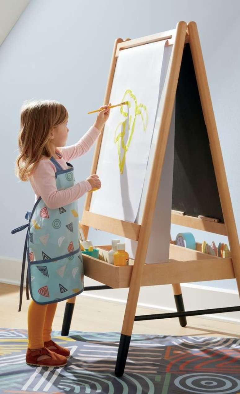 12. Cavalete para pintura infantil &ndash; Foto Crate And Barret