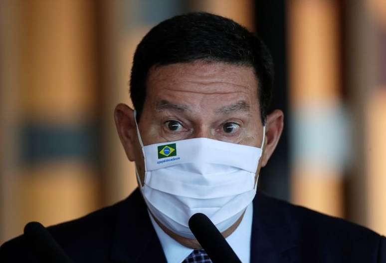 Vice-presidente Hamilton Mourão durante entrevista coletiva em Brasília
26/05/2021 REUTERS/Ueslei Marcelino