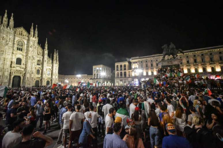 Governo da Itália teme que aglomerações pelo título da Eurocopa produzam repique na pandemia