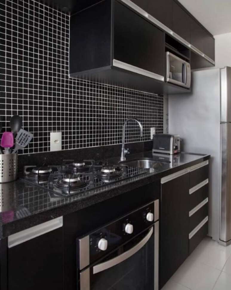 32. Pastilhas adesivas de vidro para cozinha lav&aacute;vel &ndash; Via: MF Sanches Interiores