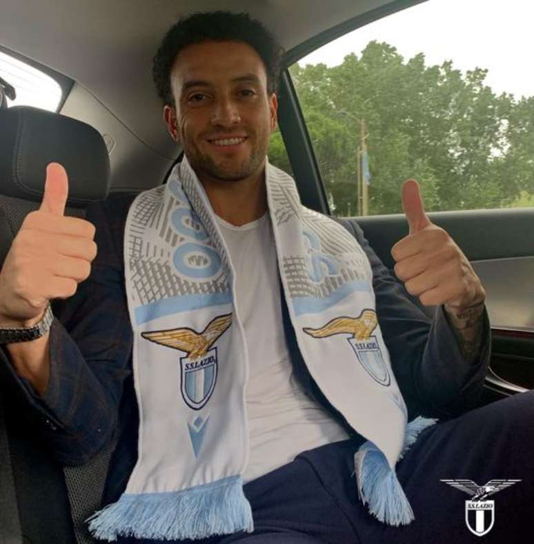 O brasileiro Felipe Anderson durante a sua chegada ao clube de Roma