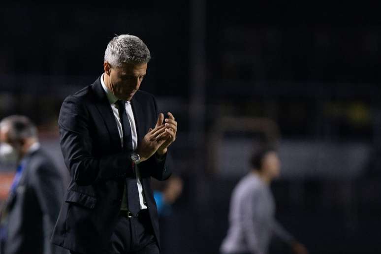 Crespo, durante empate contra o Racing (Foto: Staff Images / CONMEBOL)