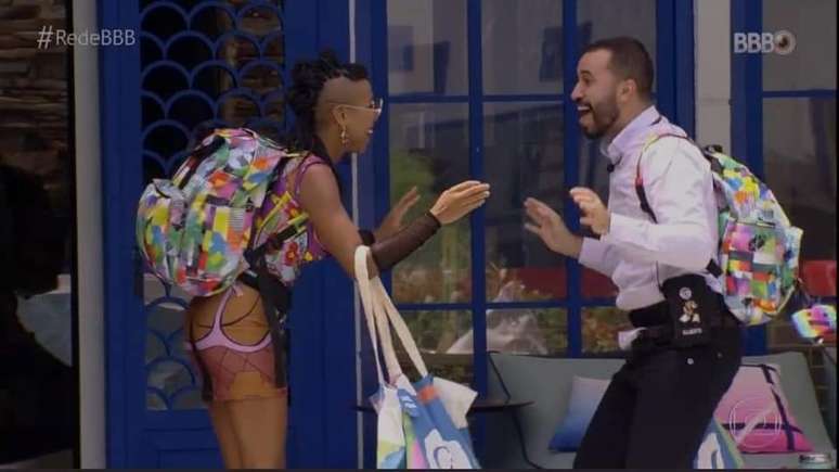 Gil foi respons&aacute;vel por receber e apresentar a casa para todos os brothers.