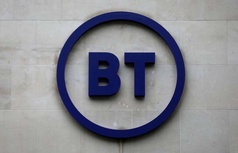 Logo da BT na sede da empresa em Londres
15/11/2019 REUTERS/Simon Dawson