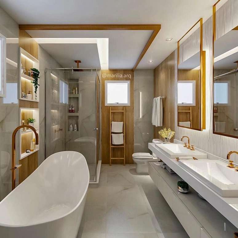 47. Detalhes em madeira para decoração de banheiro grande moderno com banheira de imersão – Foto: Pinterest