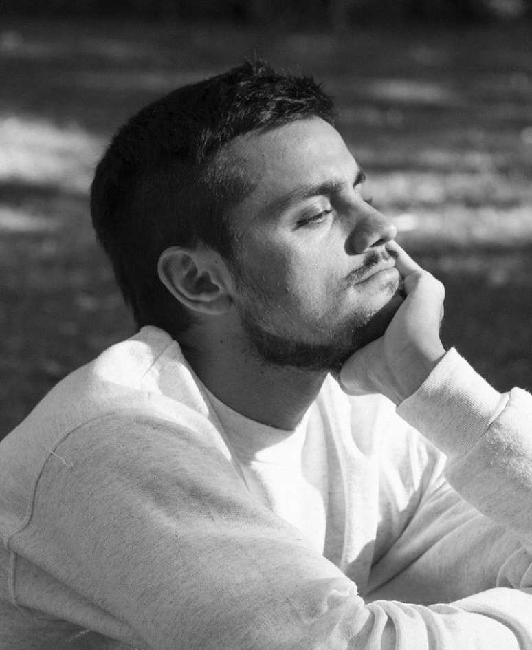 Felipe &eacute; irm&atilde;o de Rodrigo Simas e Bruno Gissoni.