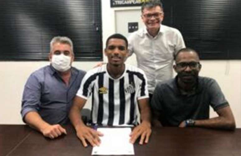 Gabriel Passos é o novo reforço do Santos para a equipe Sub-20 (Foto: Divulgação)