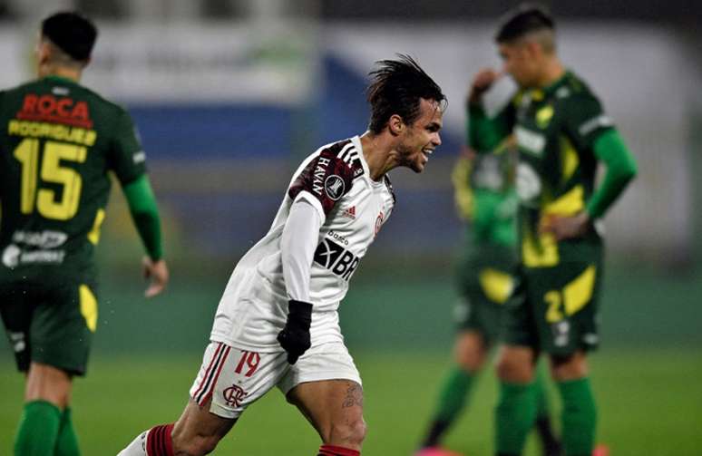 Michael marcou gol no segundo jogo consecutivo (Foto: GUSTAVO GARELLO / POOL / AFP)