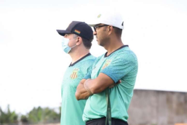 Felipe Surian é  técnico do Sampaio Corrêa (Foto: Divulgação/Sampaio Corrêa)