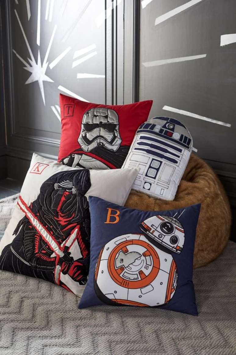 53. Almofadas do star wars para decora&ccedil;a&otilde; geek &ndash; Foto Tecnisa
