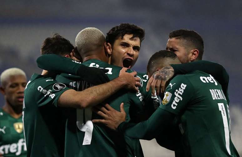 Palmeiras tem ótimos números como visitante na temporada de 2021 (Foto: PABLO SANHUEZA / POOL / AFP)