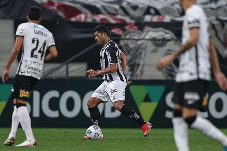 Hulk marcou duas vezes e decidiu para o Atlético-MG (Foto: Pedro Souza/Atlético-MG)