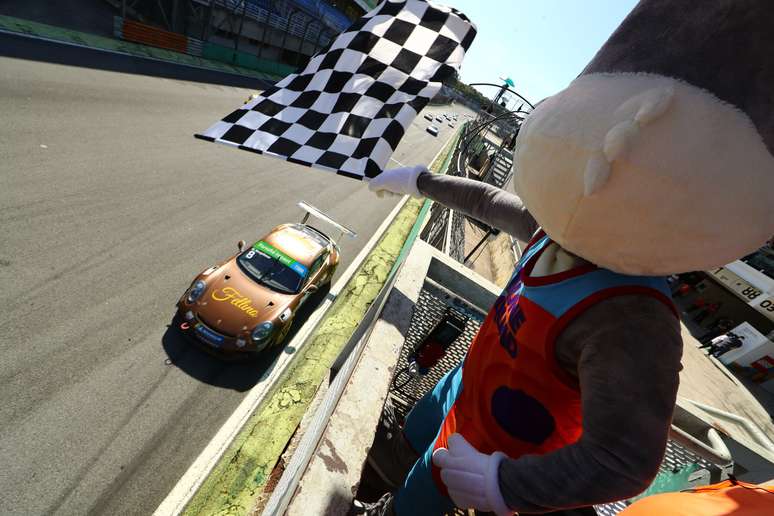 Werner Neugebauer venceu a corrida do domingo 
