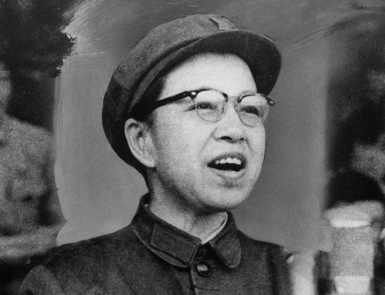 Discursos inflamados da esposa de Mao inspiraram jovens a se rebelarem contra qualquer figura de autoridade que considerassem "contra-revolucionária"