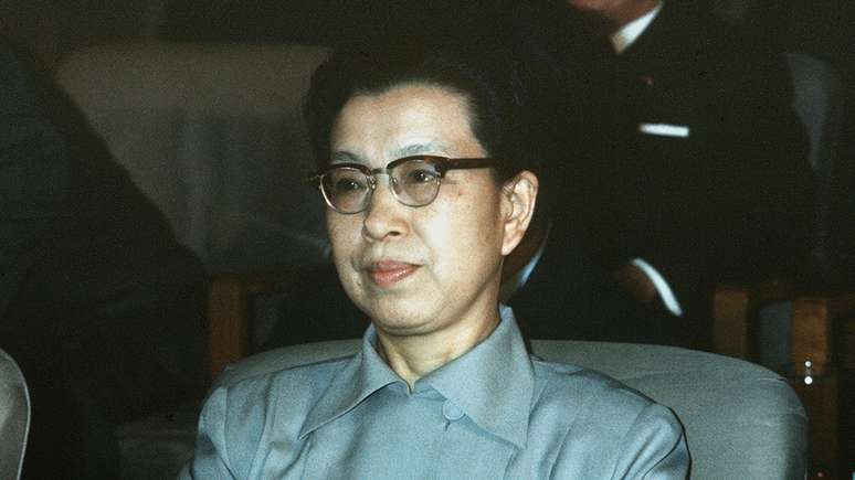 Após décadas de desprezo, Jiang alcançou topo do governo comunista