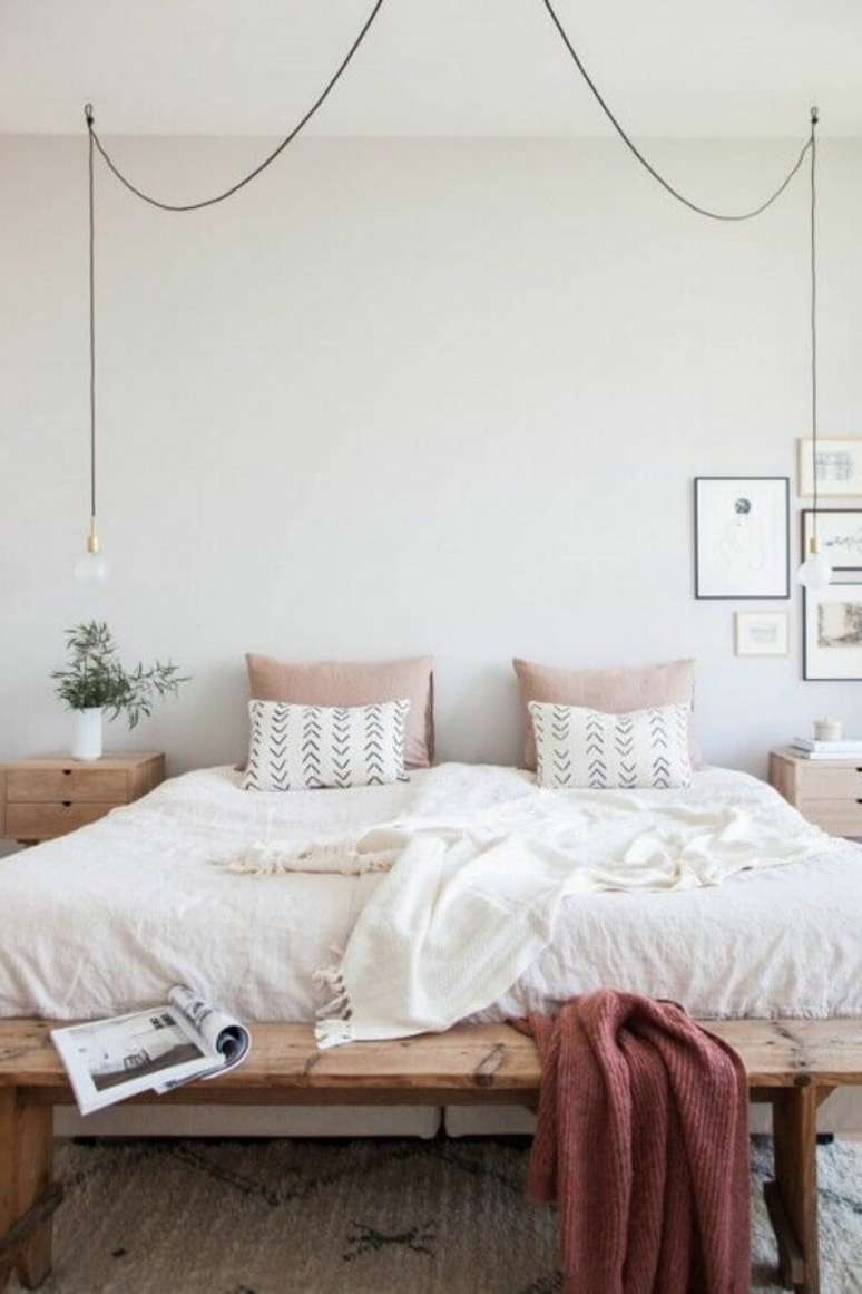 56. Dicas para decorar quarto de casal com estilo minimalista – Foto: Mushka Bazar