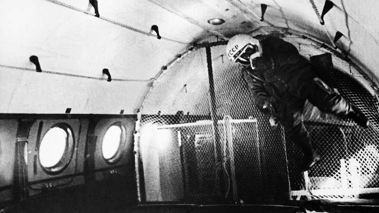 Cosmonautas russos tiveram que passar por muitos testes semelhantes aos dos astronautas da Nasa, como o treinamento de gravidade zero