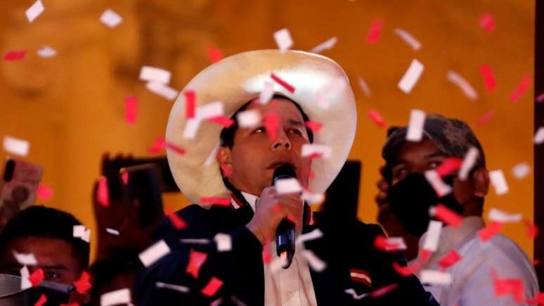 Castillo venceu eleição peruana com 50,125% dos votos