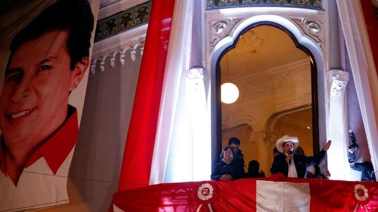 Castillo foi proclamado vencedor da eleição presidencial peruana nesta segunda-feira (19/7)