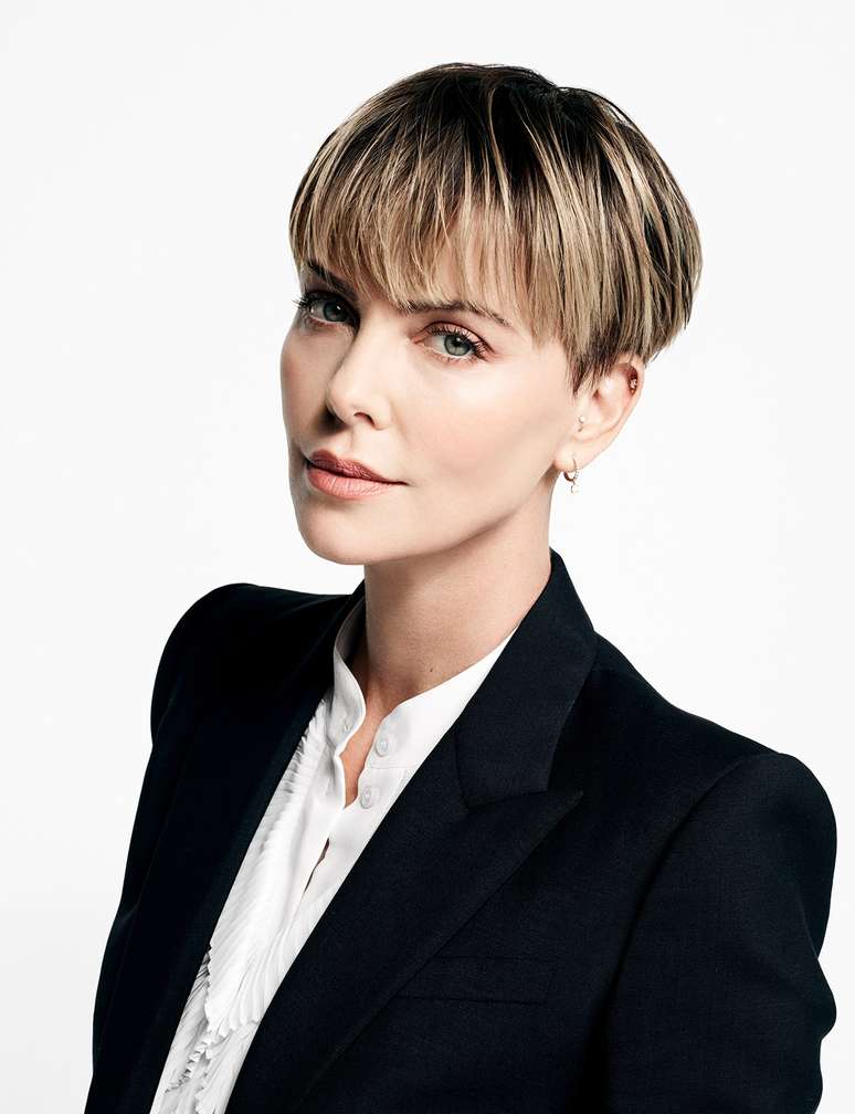 Charlize Theron QUASE produziu série baseada no terror 'Os Espíritos' -  CinePOP