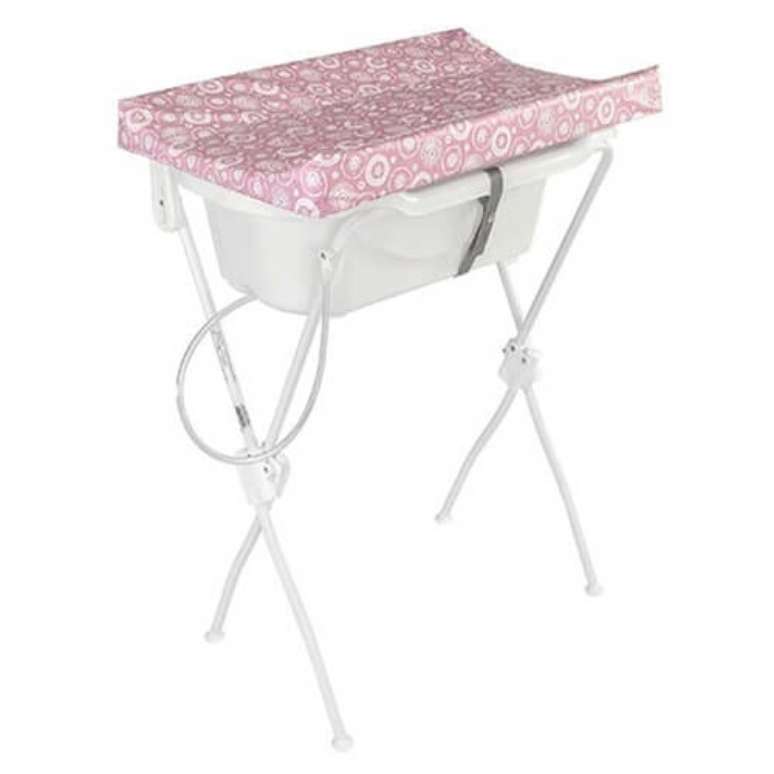 15. Banheira de beb&ecirc; com trocador e p&eacute; ajust&aacute;vel &ndash; Foto Pinterest