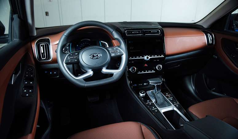 Interior do novo Hyundai Creta brasileiro será idêntico ao modelo russo.