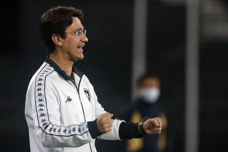 Técnico do sub-20, Ricardo Resende assumiu o Botafogo de forma interina (Foto: Vítor Silva/Botafogo)