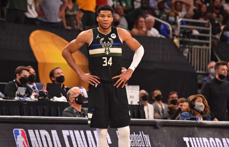 Giannis tirou os Bucks de uma fila de 50 anos nesta temporada (Jesse D. Garrabrant/AFP)