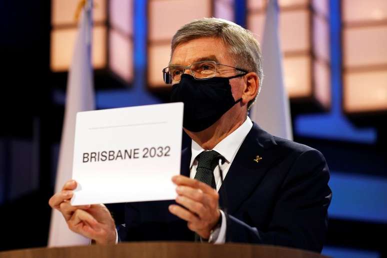 Presidente do COI, Thomas Bach, anuncia Brisbane como cidade-sede da Olimpíada de 2032
21/07/2021 Pool via REUTERS/Toru Hanai