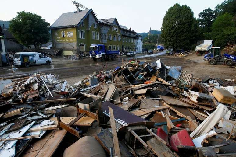 Área devastada pelas enchentes causadas pelas fortes chuvas em Schuld, na Alemanha
20/07/2021 REUTERS/Thilo Schmuelgen