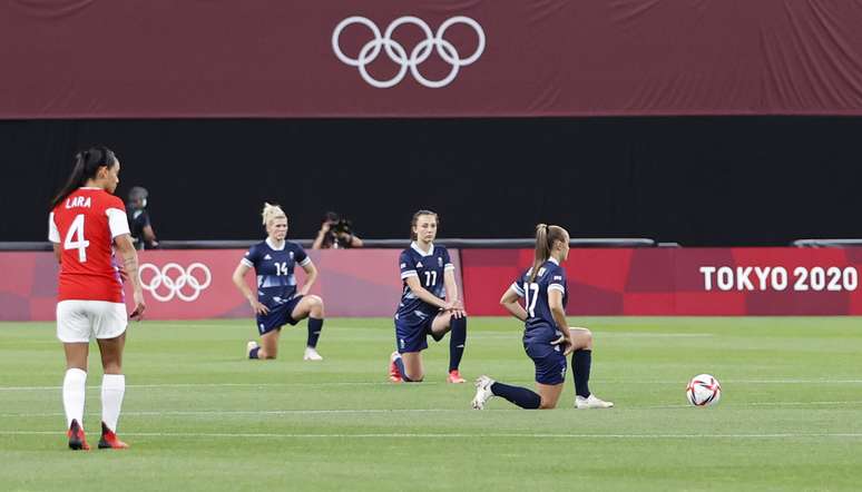 No futebol feminino, jogadoras ficam até 4 meses sem ir a campo