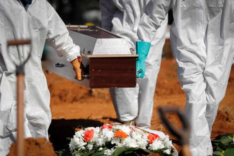 Brasil ultrapassa marca de 545 mil mortes por Covid-19