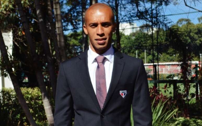 São Paulo fechou parceria com marca de trajes sociais (Foto: Fellipe Lucena/São Paulo FC)