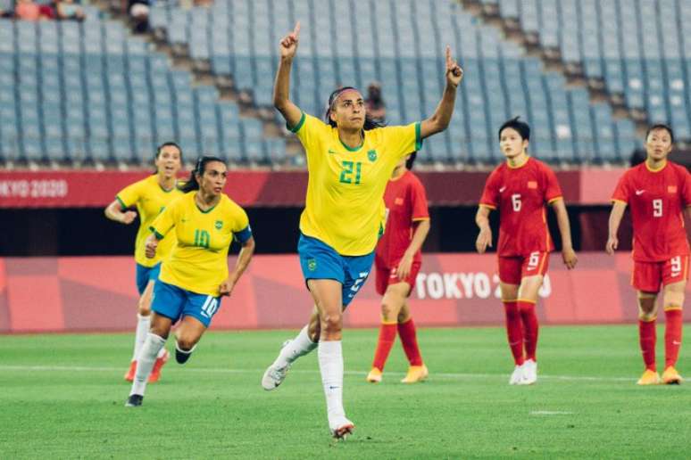 Andressa Alves comemora gol na goleada do Brasil sobre a China na estreia Sam Robles/CBF