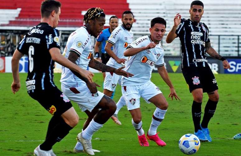 Abel Hernández é a atual opção de Roger Machado para substituir Fred (Foto: MAILSON SANTANA/FLUMINENSE FC)