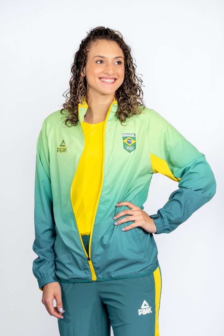 A atleta Milena Titoneli Guimarães durante apresentação dos uniformes do Time Brasil 