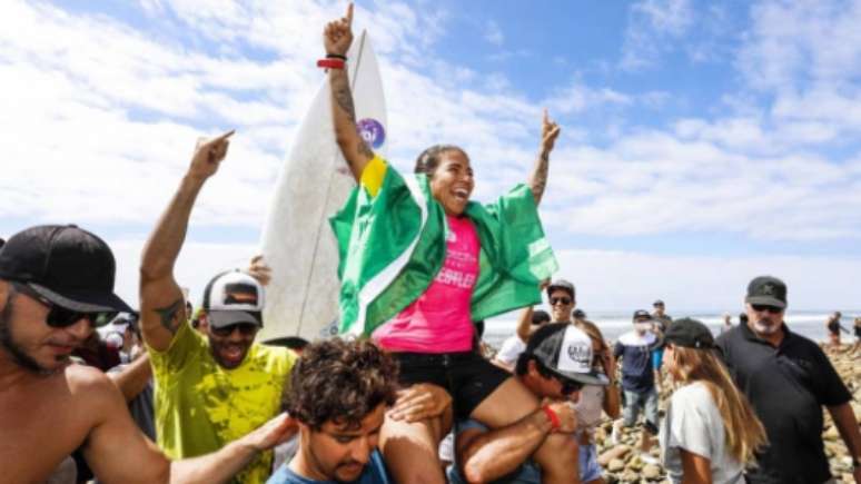 Silvana Lima busca medalhe em Tóquio (Foto: WSL / SEAN ROWLAND)