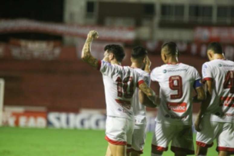 Náutico venceu o Brasil de Pelotas nesta quarta-feira (Foto: Divulgação)