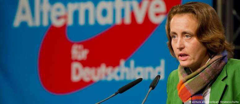 Ativa em círculos de direita desde os anos 1990, Beatrix von Storch é hoje uma das dirigentes da AfD