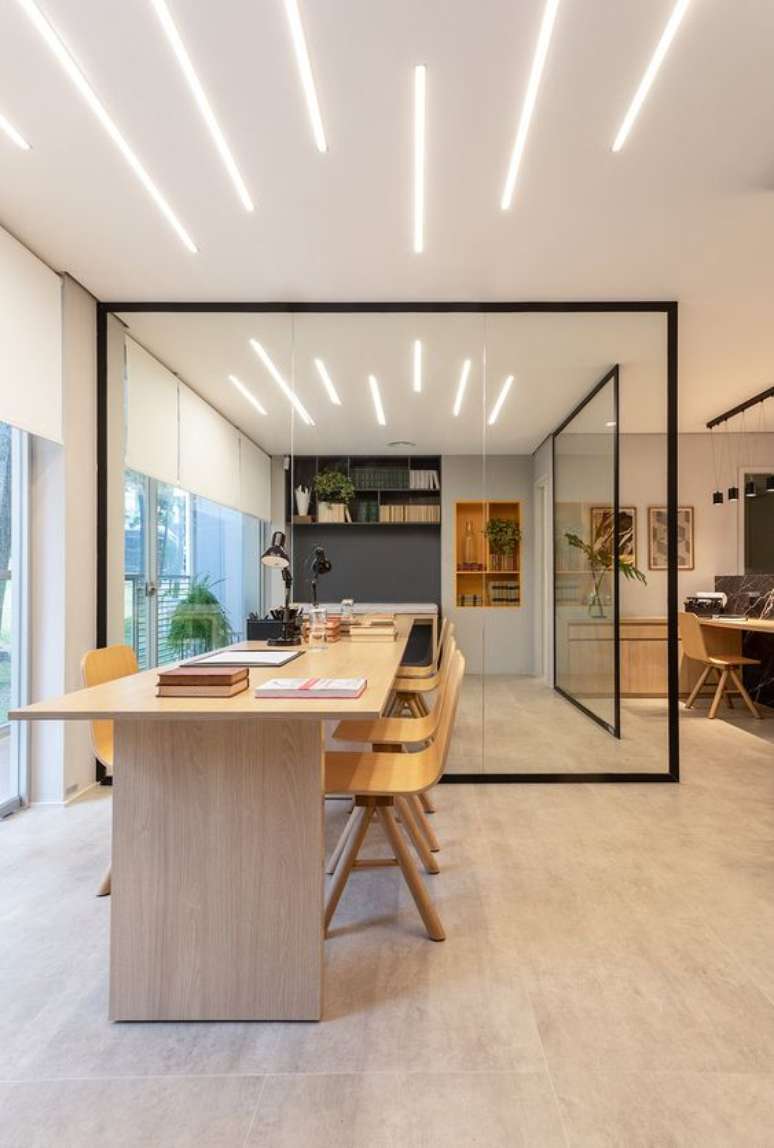 47. Divis&oacute;rias de vidro para escrit&oacute;rio moderno &ndash; Foto Sala2 arquitetura e design