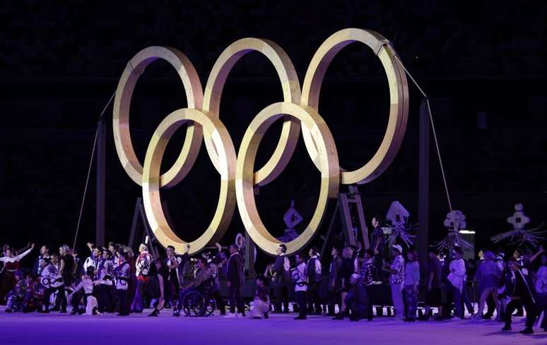 Anéis Olímpicos durante cerimônia de abertura da Olimpíada Tóquio 2020
23/07/2021 REUTERS/Hannah Mckay